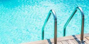 Havuza girmeden önce bu uyarıları okuyun!